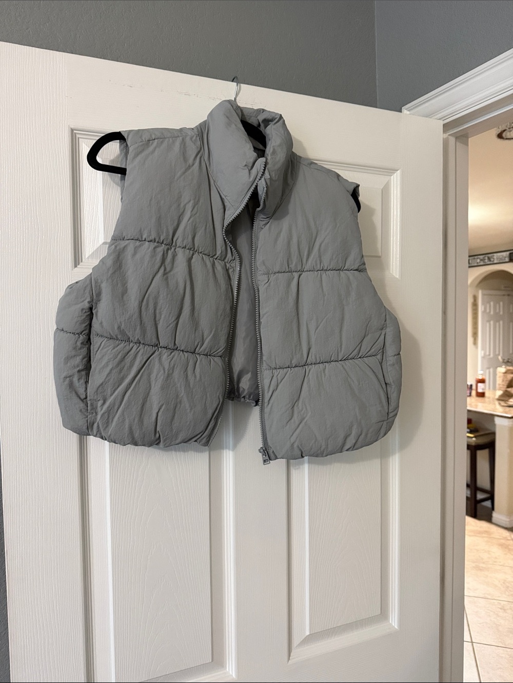 H&M Light Gray Puffer Vest - Worn once